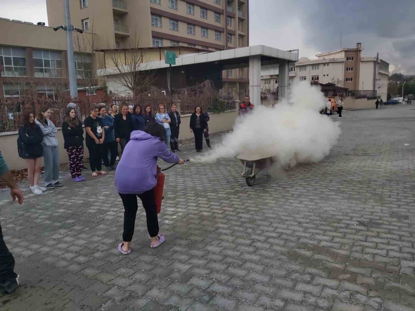 AFAD, Aydın’da farkındalık eğitimlerine devam ediyor