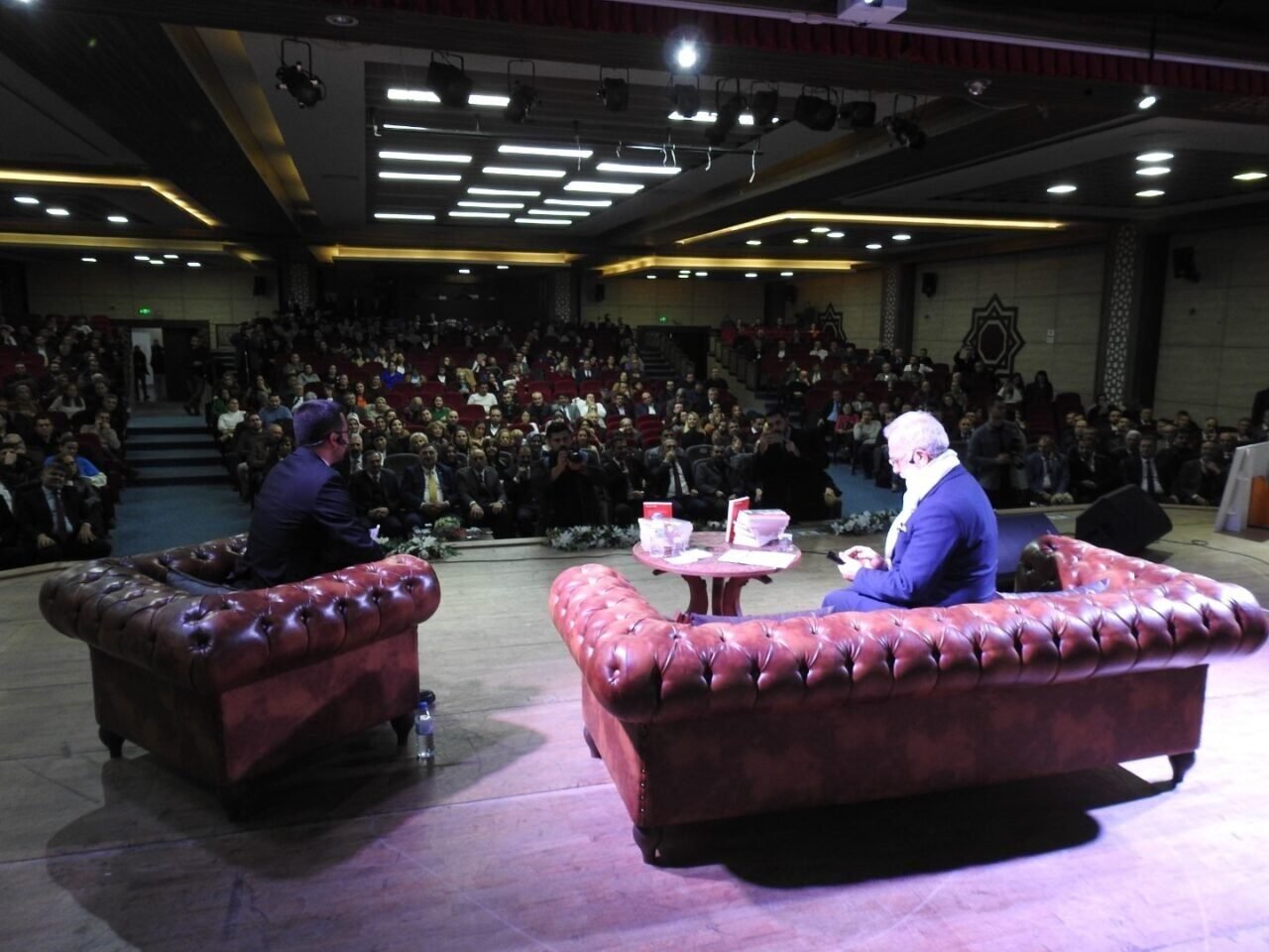 AK Parti Grup Başkanvekili Yenişehirlioğlu, Öğretmen Akademisinde