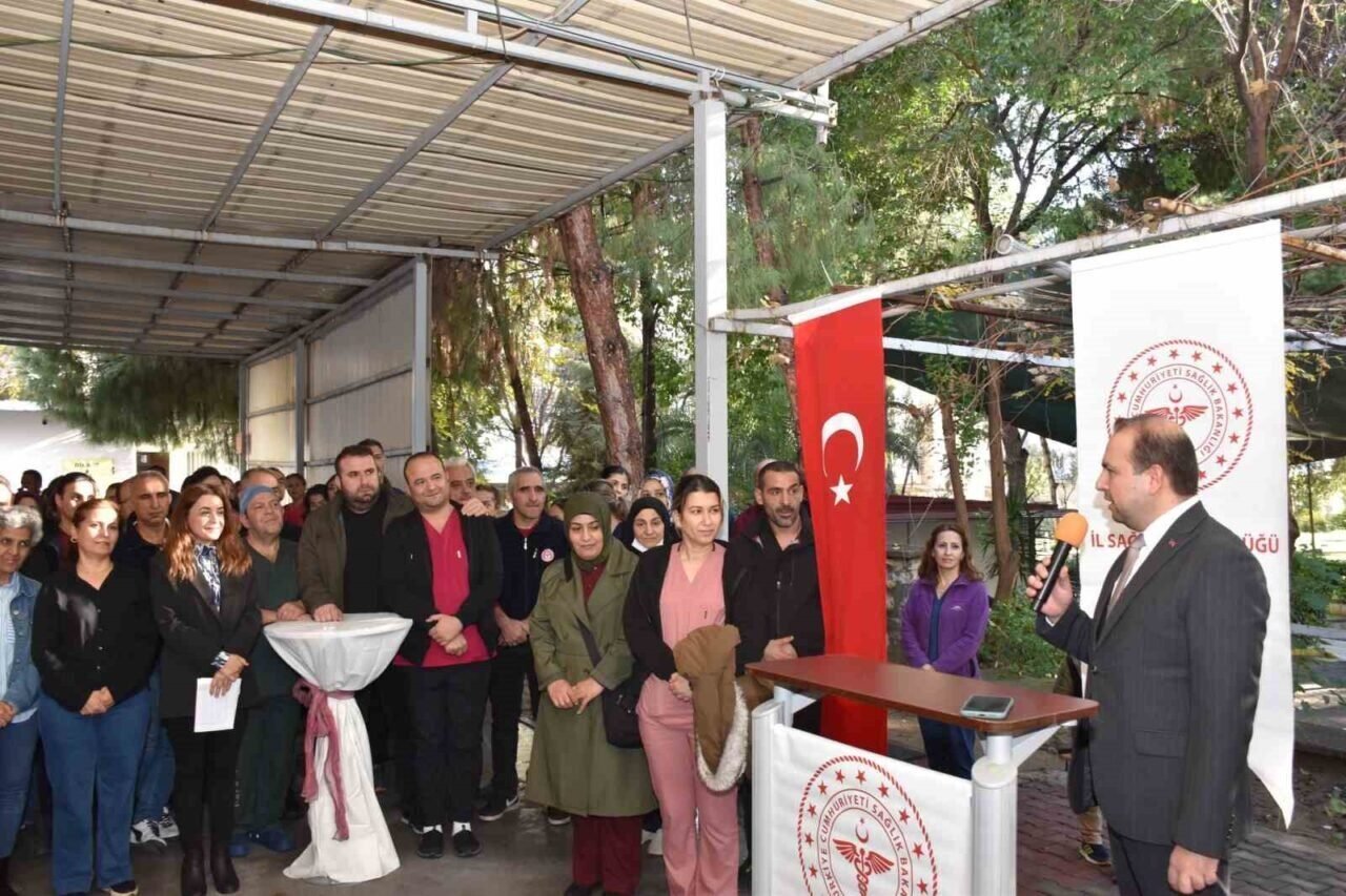 Atatürk Devlet Hastanesi’nde personellere teşekkür belgesi verildi