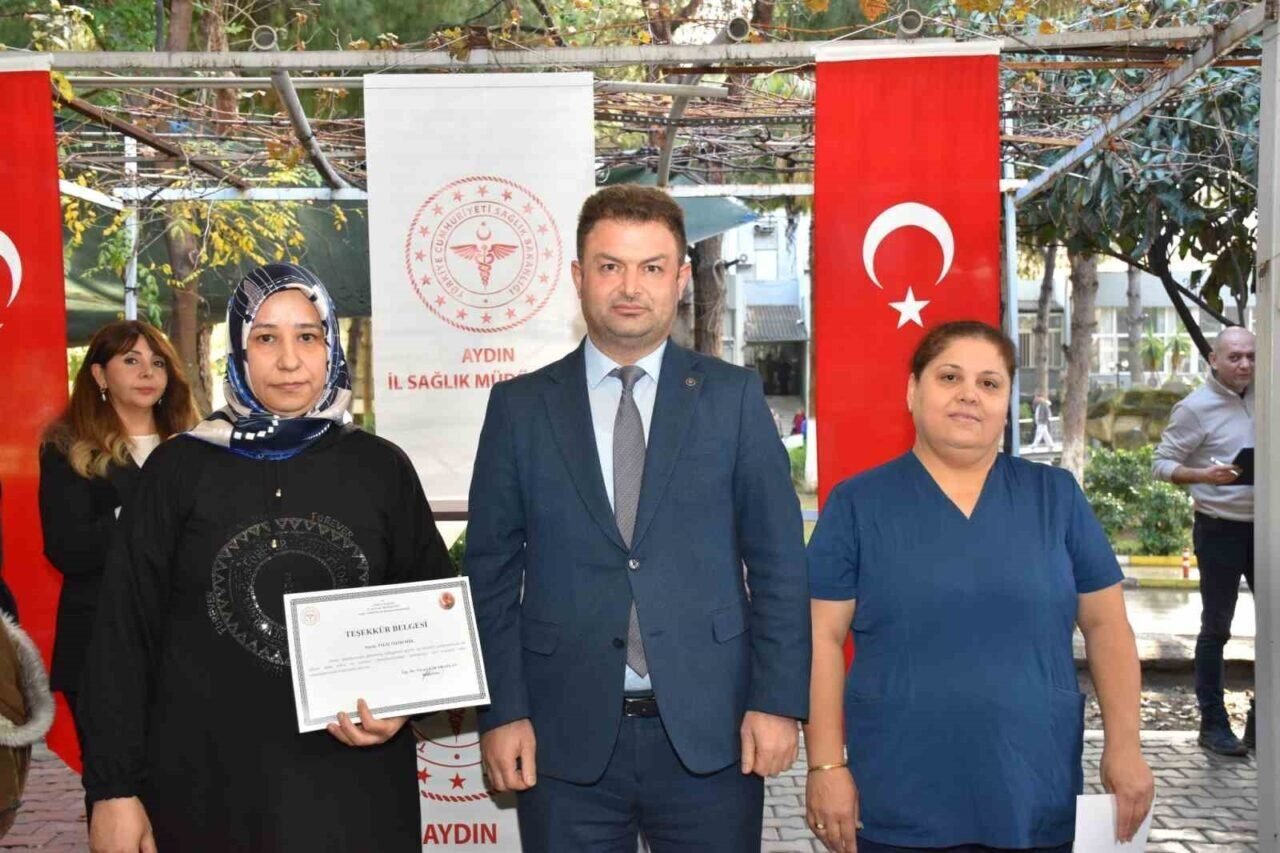 Atatürk Devlet Hastanesi’nde personellere teşekkür belgesi verildi