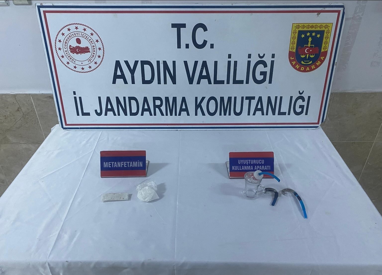 Aydın jandarmasından uyuşturucu operasyonu: 2 tutuklama