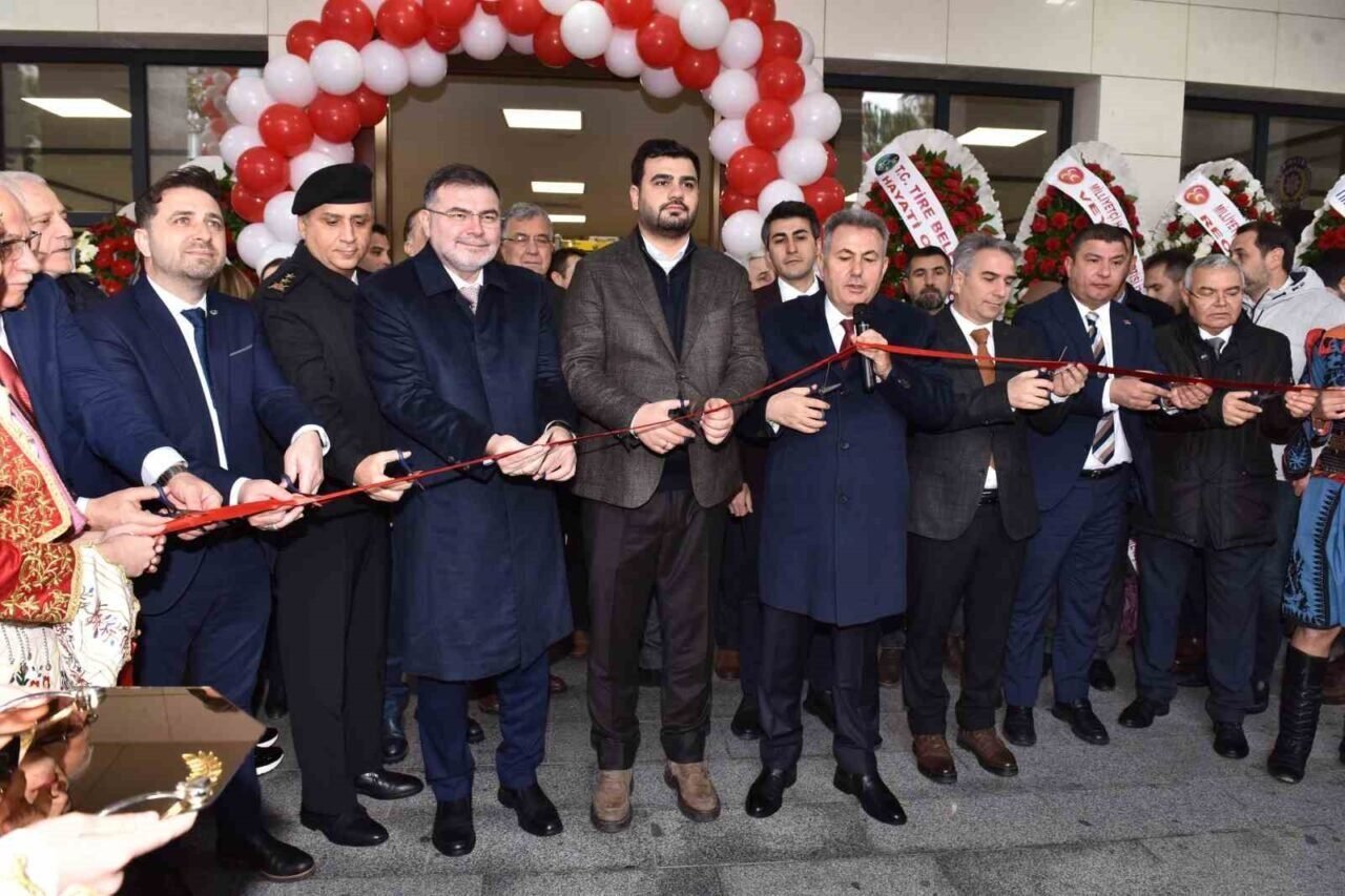 Başkan Saygılı’dan Tire çıkarması Başkan Saygılı’dan Tire çıkarması