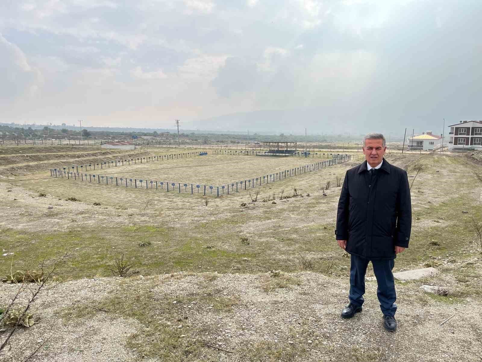 Buharkent Belediyesi’nin katkılarıyla gerçekleştirilecek olan deve güreşi için geri sayım