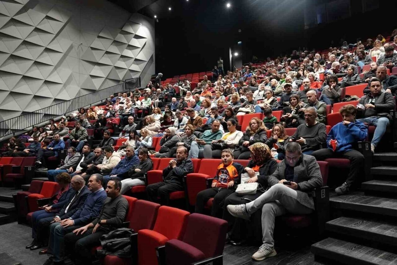 Denizlililer hafta sonu sanata doydu