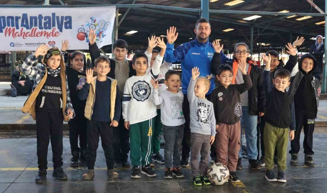 Antalya Büyükşehir Belediyesi’nin "Spor Antalya Mahallemde" aktifliği Kepez ilçesi Dokuma