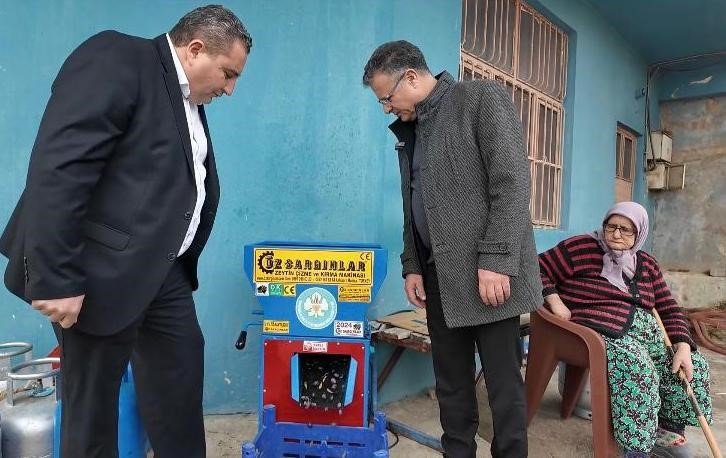 Manisa’nın Alaşehir ilçesine bağlı kırsal mahallelere belediye tarafından sağlanan tarım