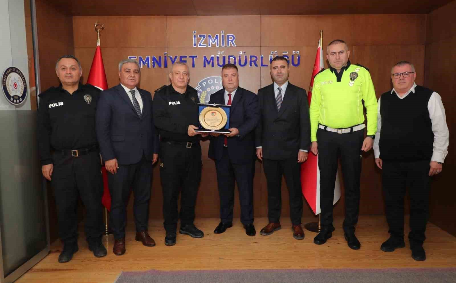 İzmir Sürücüler ve Arabacılar Esnaf Odası idaresi, Vilayet Emniyet Müdürü