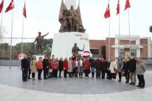 Şehzadeler Kent Konseyi ile kadın derneklerinin başkan ve temsilcileri, Türk