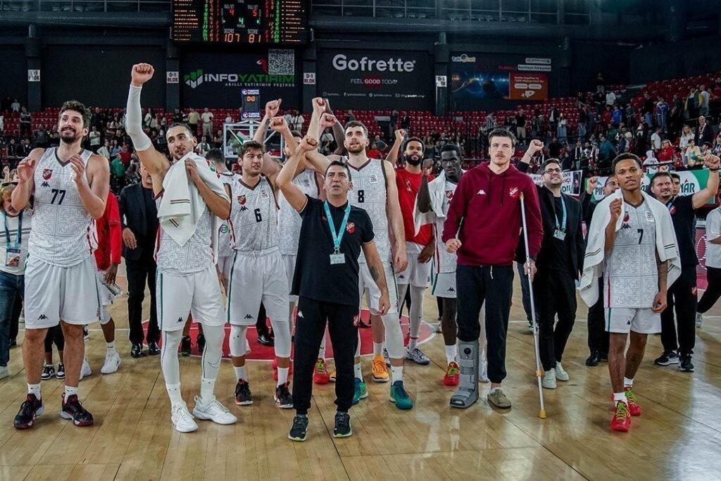 Karşıyaka Basketbol konutunda 5’te 5 yaptı