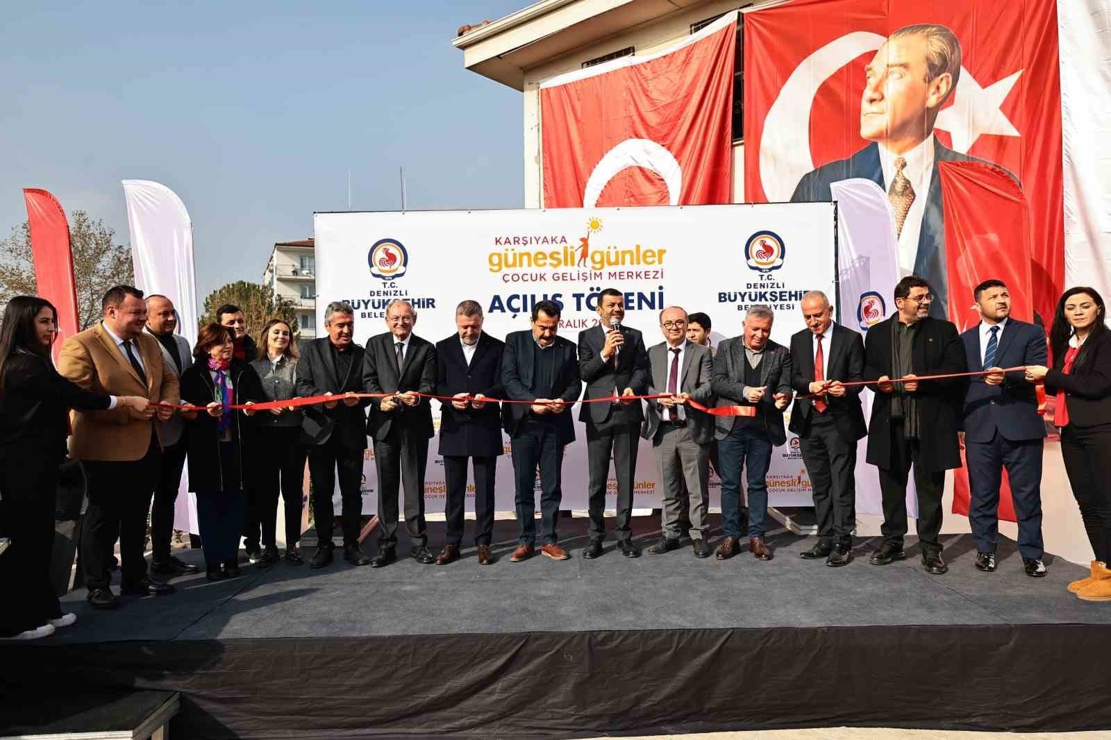 Karşıyaka Güneşli Günler Çocuk Gelişim Merkezi coşkuyla açıldı