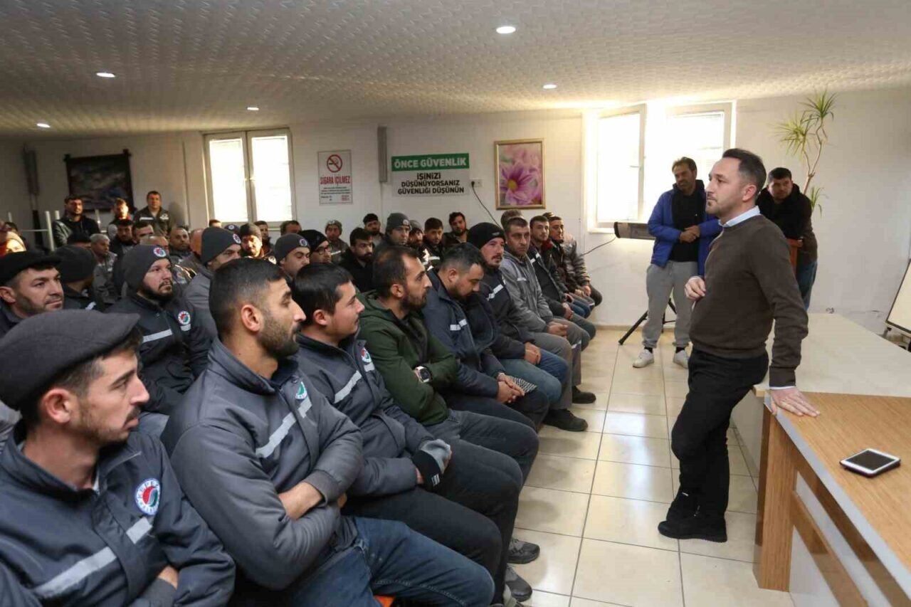 Kepez’de iş güveliği eğitimiyle iş başı