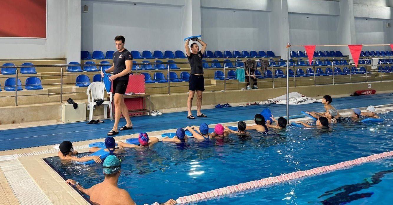 Kıyı Güvenlik Ege Deniz Bölge Komutanlığına bağlı takımlar, İzmir Aile