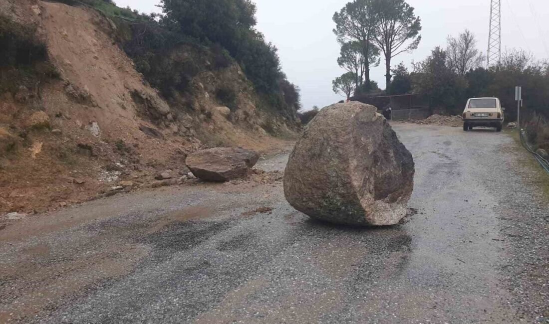 Koçarlı’da etkili olan aşırı yağışlar, Yağcıdere-Gaffarlar yolunun ulaşıma kapanmasına neden