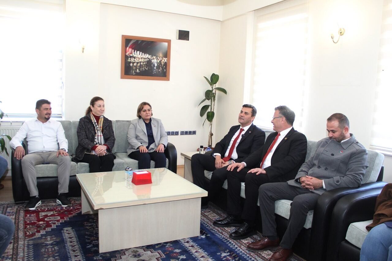 Kula’da tarım ve hayvancılığa Büyükşehir desteği