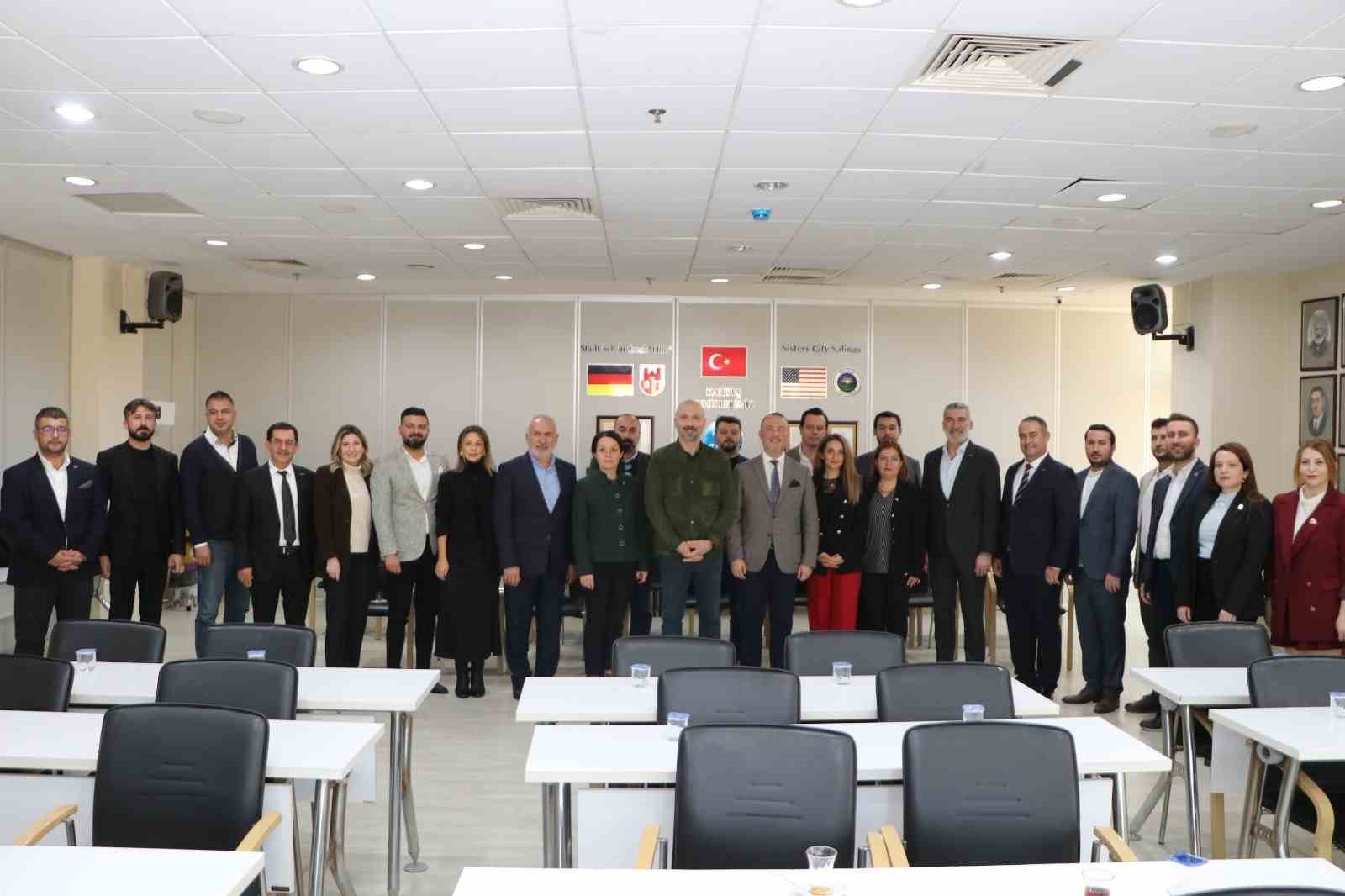 Lider Arıkan iş dünyasının temsilcilerini ağırladı