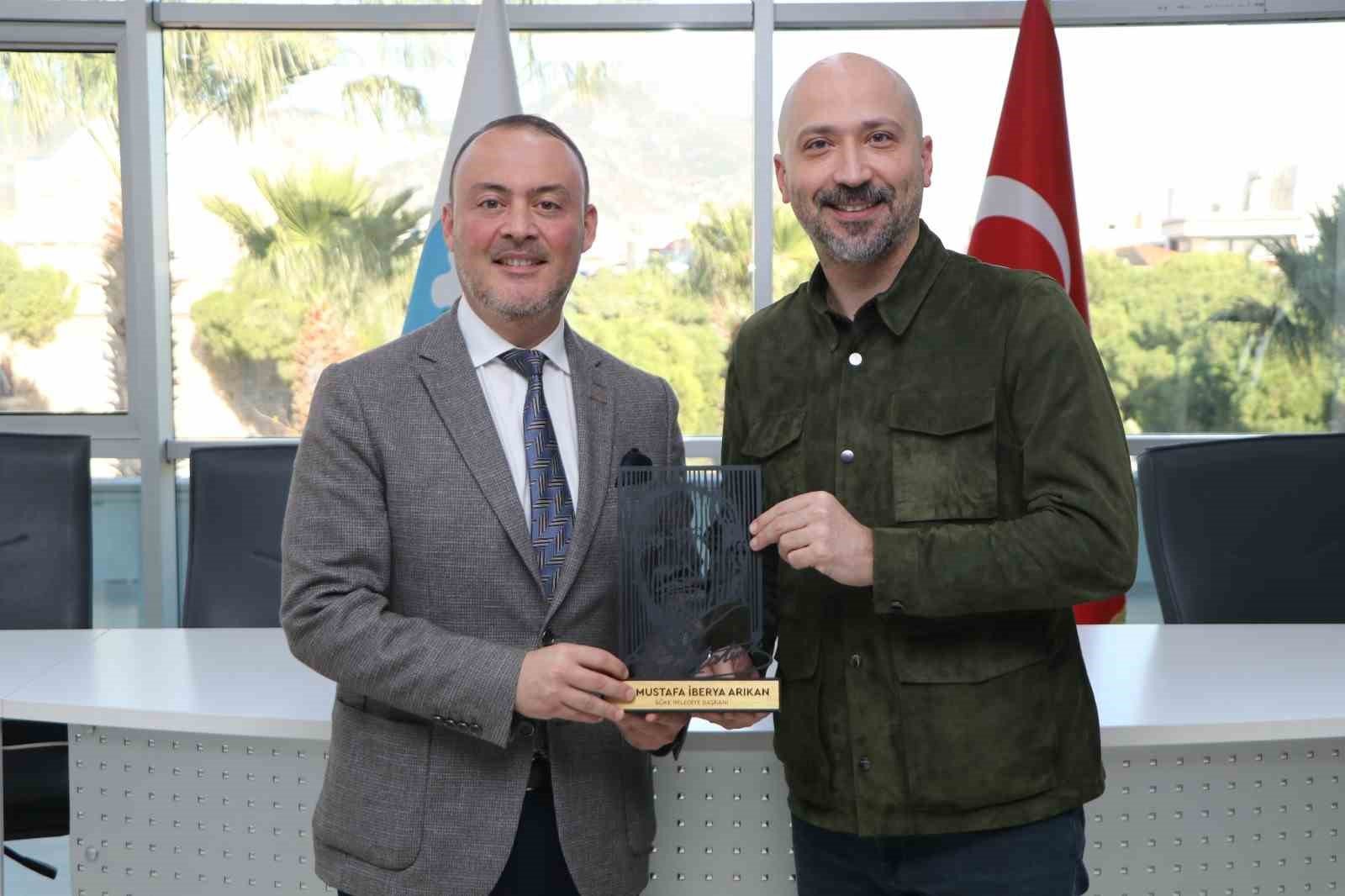 Lider Arıkan iş dünyasının temsilcilerini ağırladı