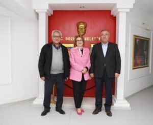 Bozkurt Belediye Başkanı Birsen Çelik, CHP Gaziemir İlçe Lideri Kazım