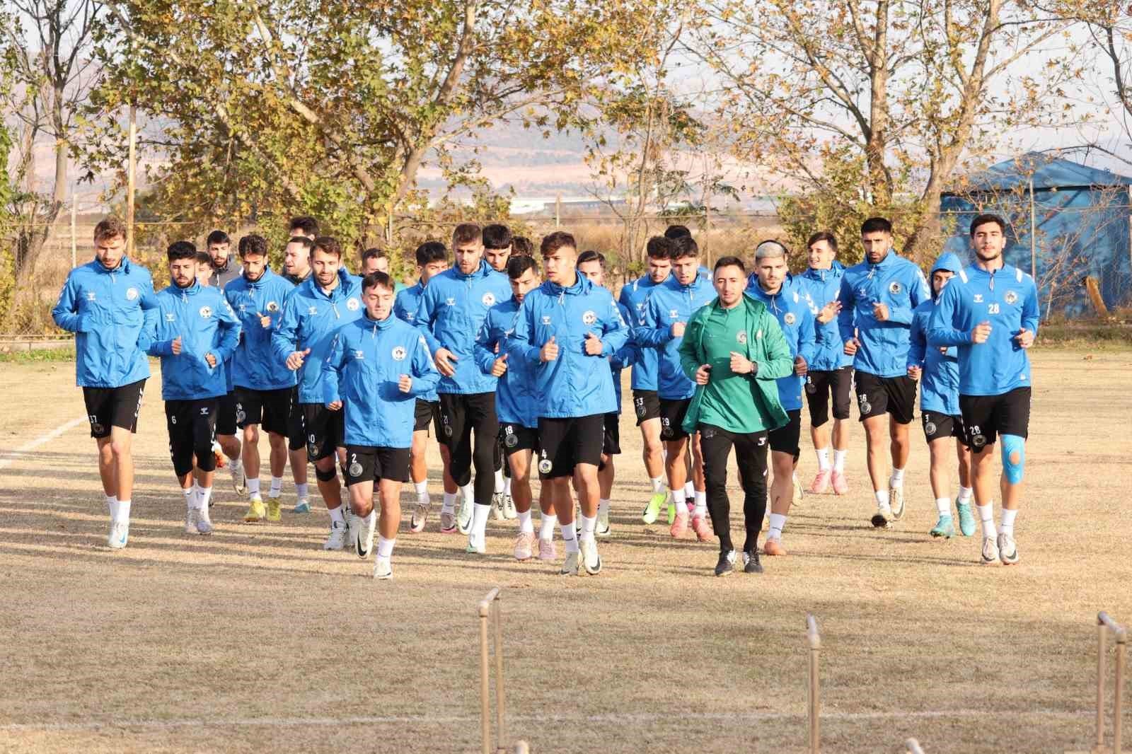 Menemen FK, TFF 2. Lig Kırmızı Grup’ta oynadığı son 4