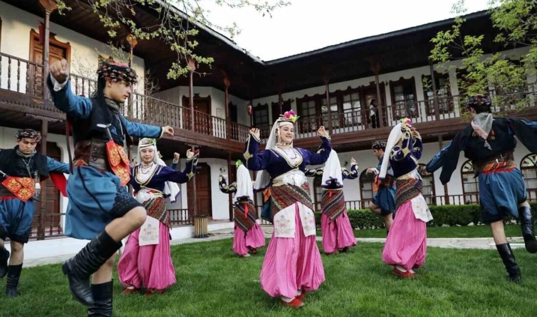 Merkezefendi’de halk oyunları kurslarına başvurular başladı