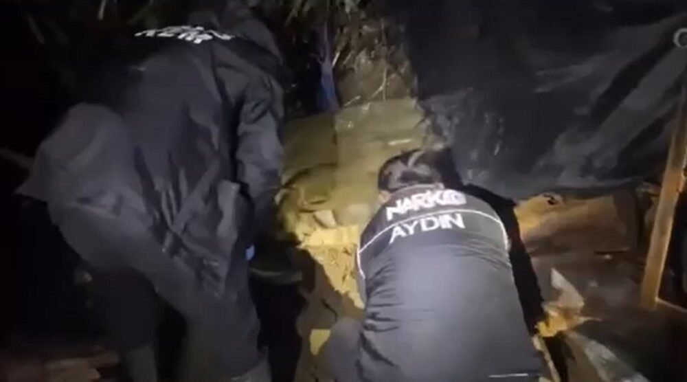Aydın İl Emniyet Müdürlüğü Narkotik Suçlarla Mücadele Şube Müdürlüğü ekipleri