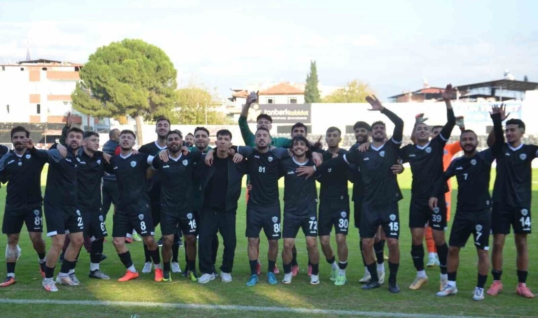 TFF 2. Lig Kırmızı Küme takımlarından olan Nazillispor, takımına kattığı