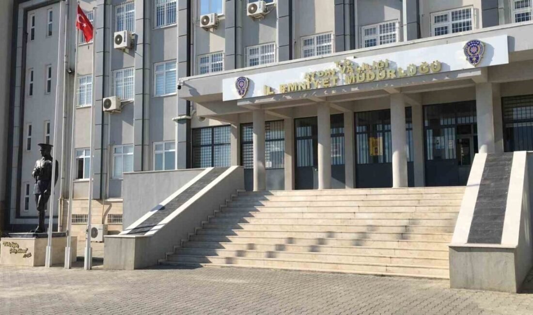 Aydın İl Emniyet Müdürlüğü Siber Suçlarla Mücadele Şube Müdürlüğü ekipleri