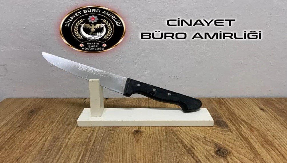 Sarkıntılık teziyle 5 kişi saldırıp bıçakla ağır yaraladılar; o anlar kamerada