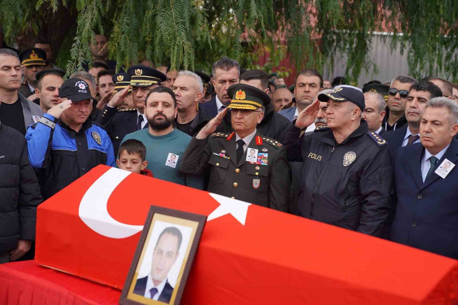 Şehit babaya son bakış
