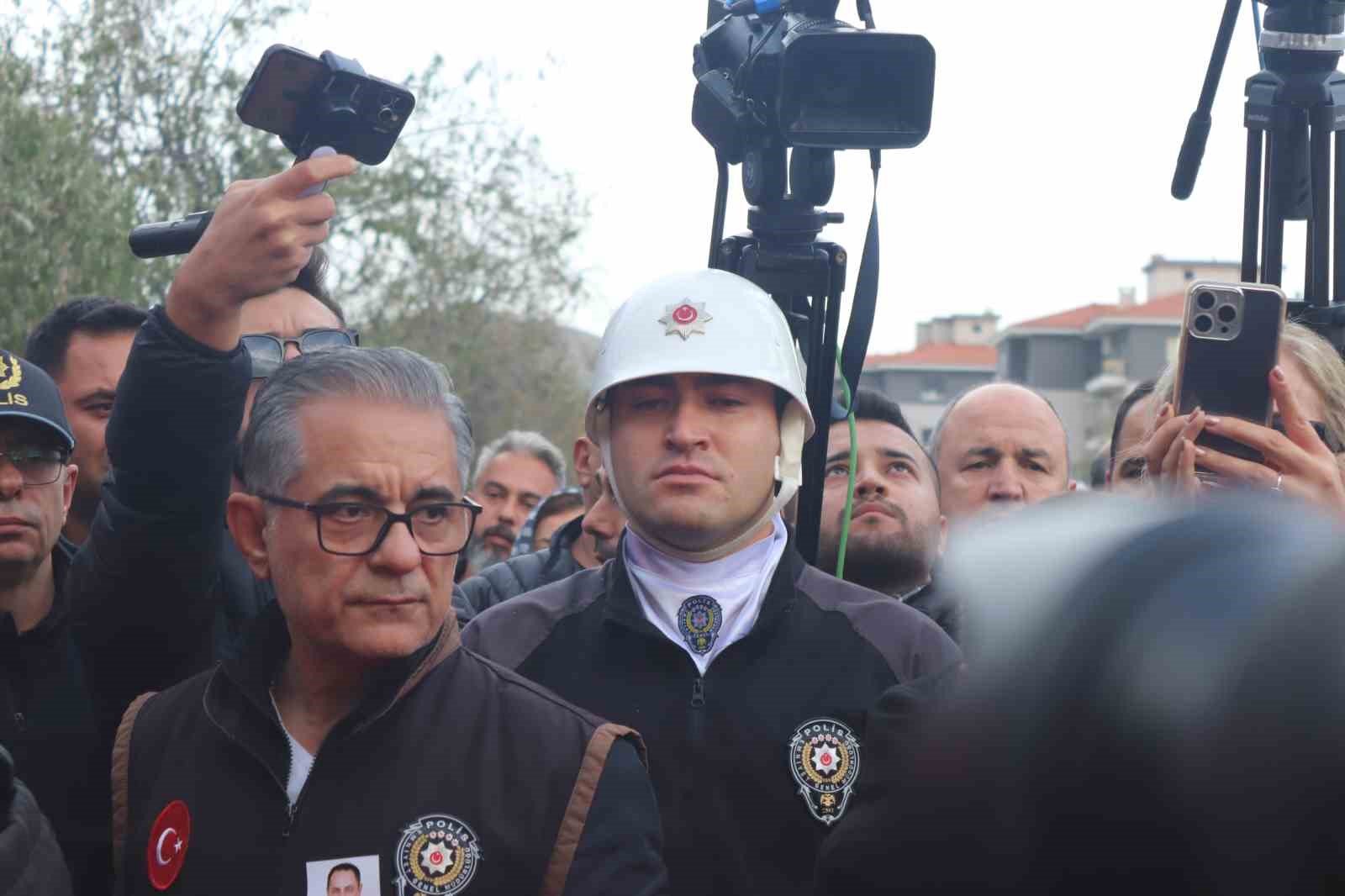 Şehit babaya son bakış