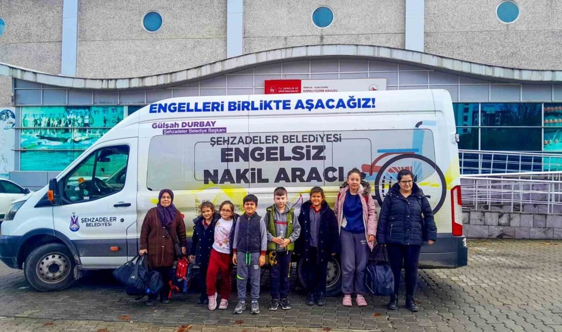 Şehzadeler Belediyesi’nin Manisiz Nakil Aracı, haftanın her günü engelli yurttaşların