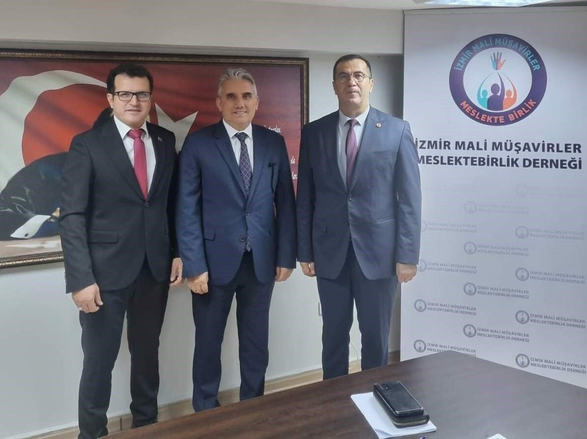 Şerif Yıldız, İzmir Mali Müşavirler Odası Başkanlığına aday olduğunu açıkladı Şerif Yıldız, İzmir Mali Müşavirler Odası Başkanlığına aday olduğunu açıkladı