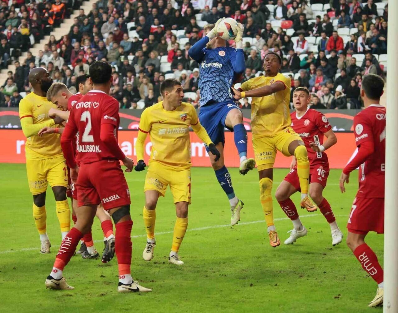 Trendyol Süper Lig: Antalyaspor: 2 - Kayserispor: 0 (Maç sonucu)