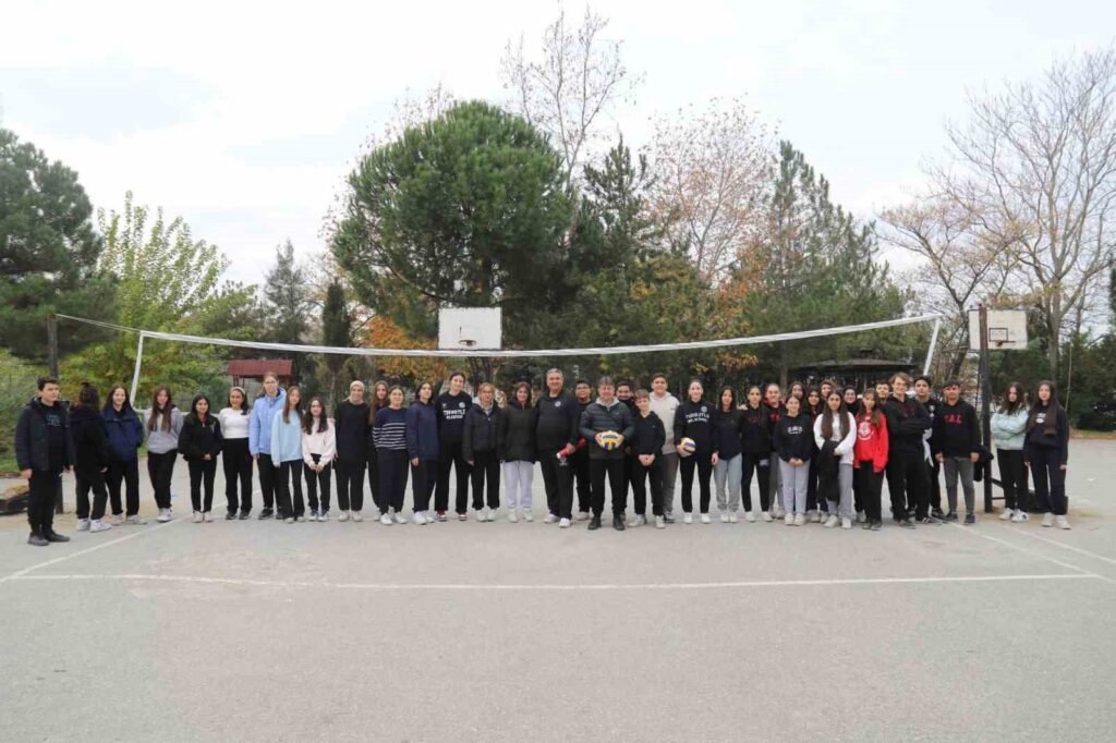 Turgutlu Belediyespor’dan öğrencilere spor teşviki ve maç daveti