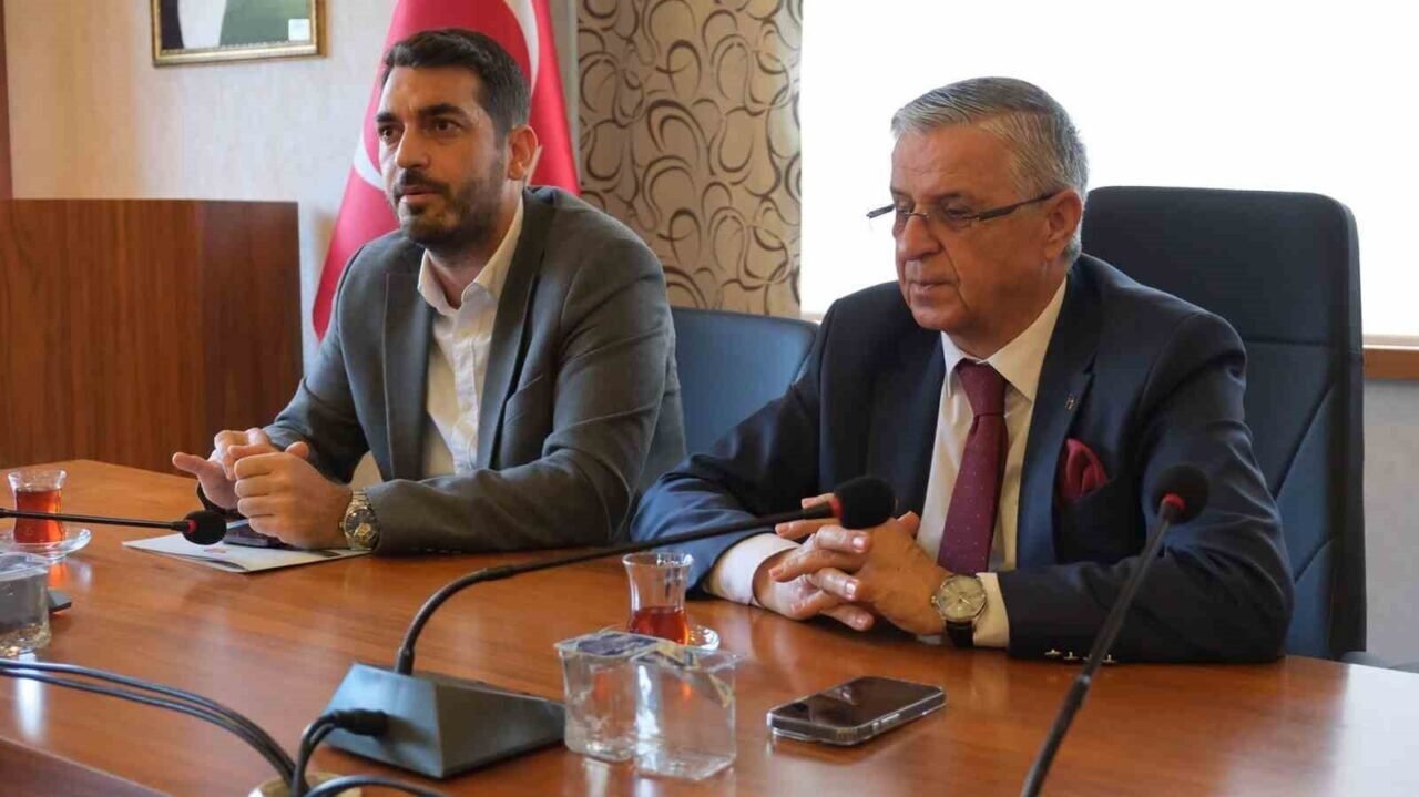 Turizmcilere tanıtım çalışmaları hakkında bilgi verildi Turizmcilere tanıtım çalışmaları hakkında bilgi verildi