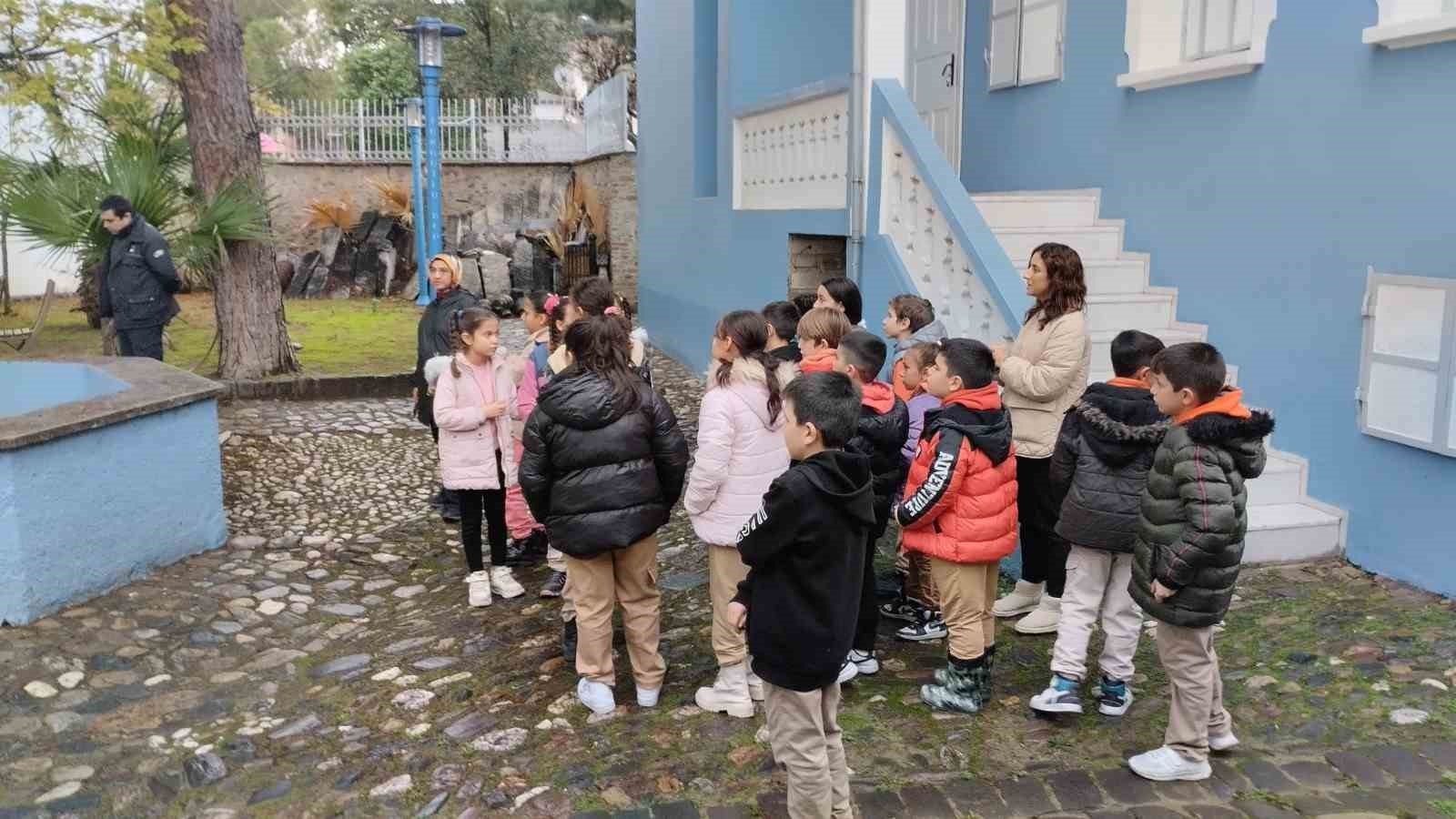 Yaşadıklarını ilçenin tarihini Kent Müzesinde öğreniyorlar