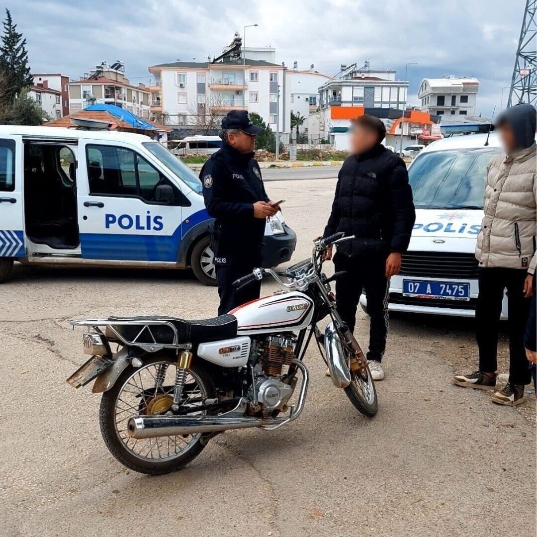 Antalya’da 74 ekip, 163 personelle motosiklet uygulaması