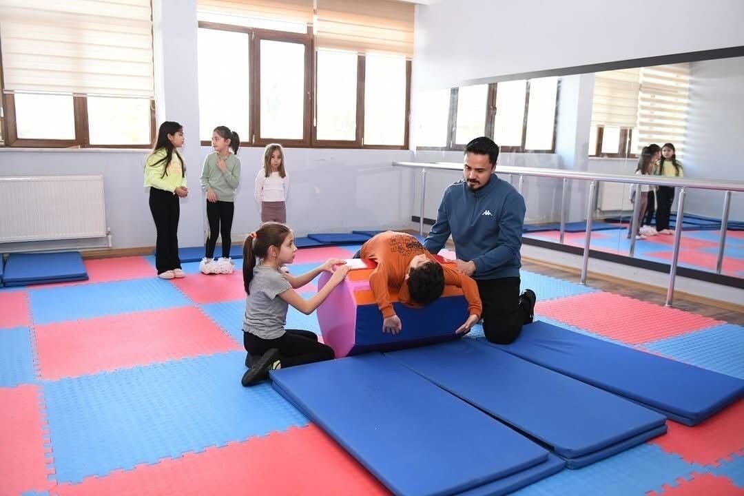 Başkan Çelik; “Bozkurt ilçemizden milli jimnastikçilerin çıkacağına inancımız tam”