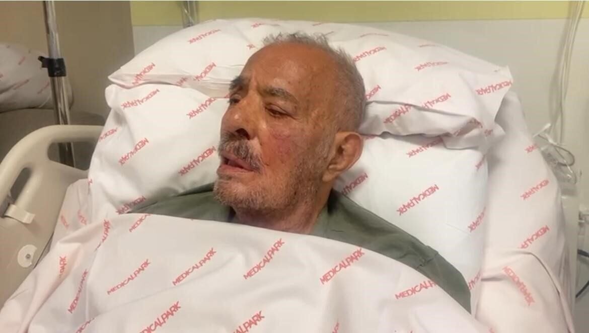 Ferdi Tayfur’un sevenleri dua edip gözyaşlarına boğuldu