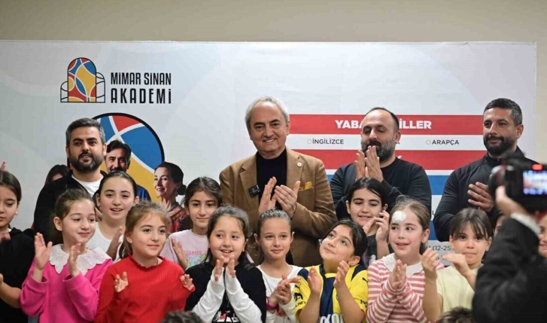 Kepez Belediyesi, müzikten dansa, tiyatrodan yabancı dile kadar birçok eğitimin