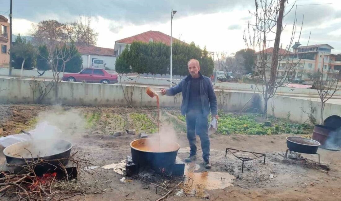 Manisa’nın Sarıgöl ilçesindeki üzüm üreticisi Musa Topdemir, 2024 yılı ürünü