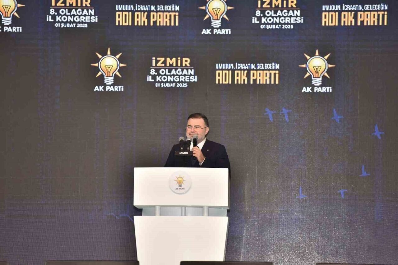 AK Parti İzmir 8’inci Olağan İl Kongresi başladı
