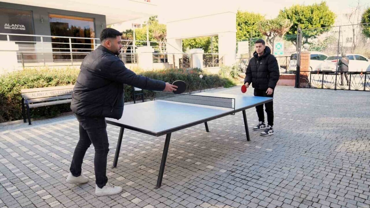 Alanya’da 694 öğrenciye ücretsiz eğitim