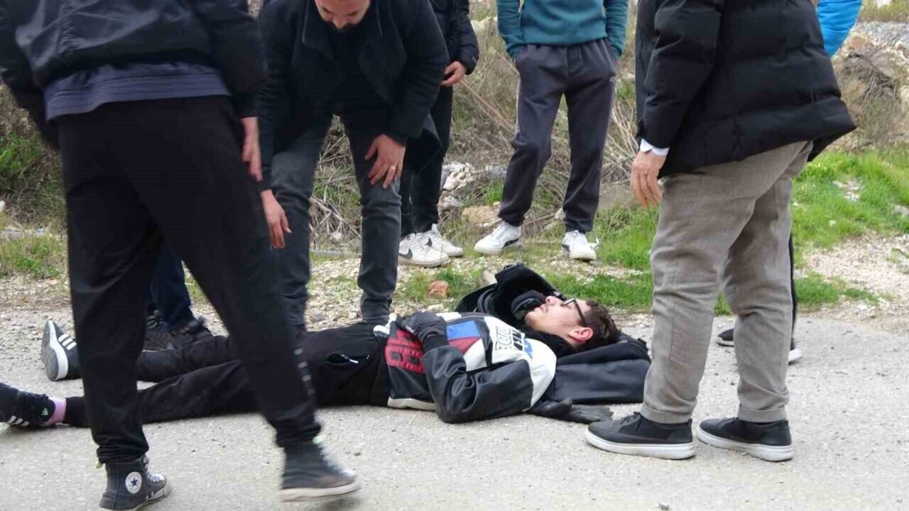 Alanya’da otomobil ile motosiklet çarpıştı: 1 yaralı