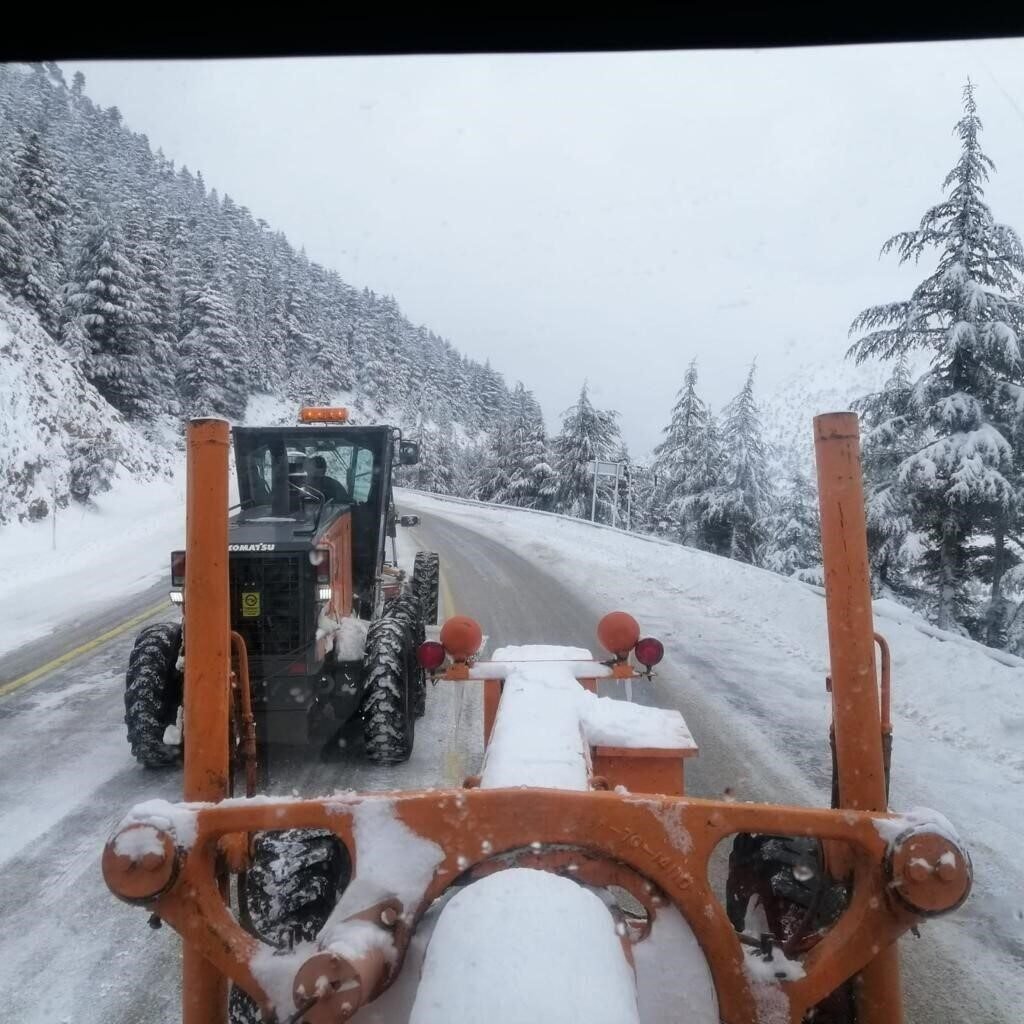 Antalya-Konya karayolunda kar yağışı