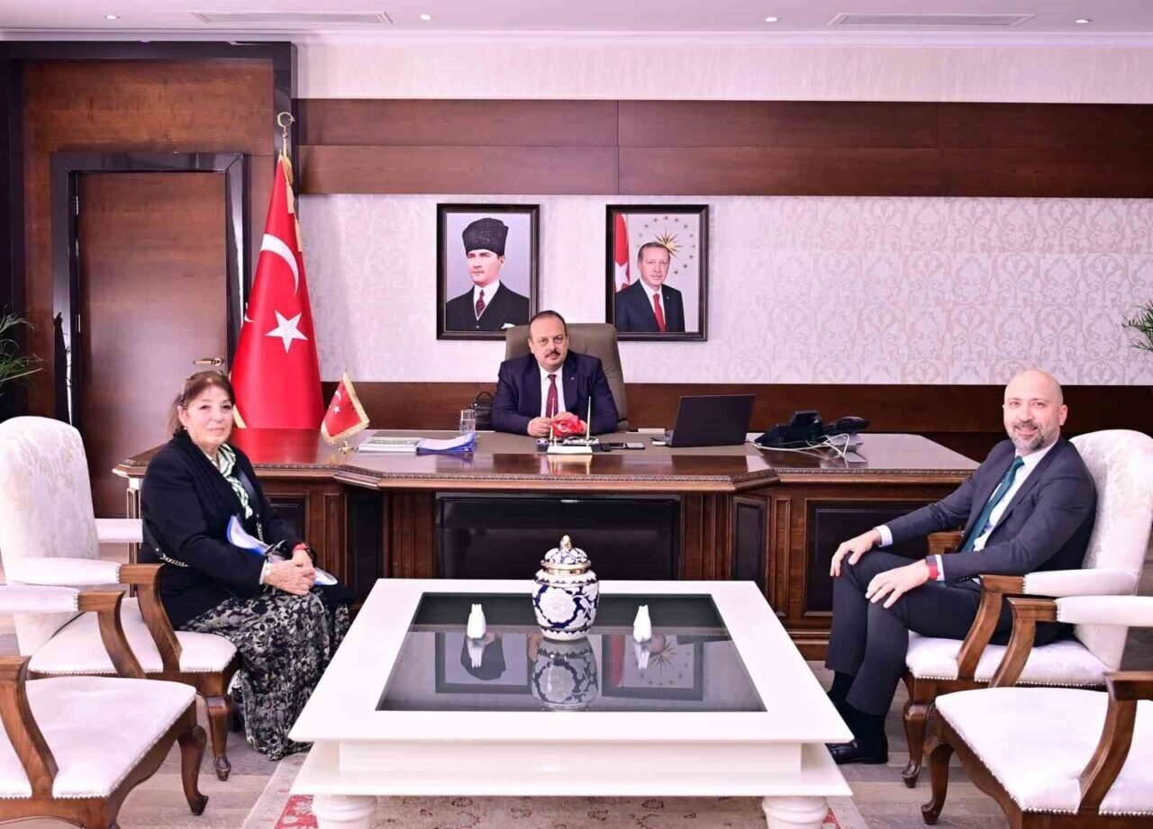 Başkan Arıkan, Vali Canbolat ile bir araya geldi Başkan Arıkan, Vali Canbolat ile bir araya geldi
