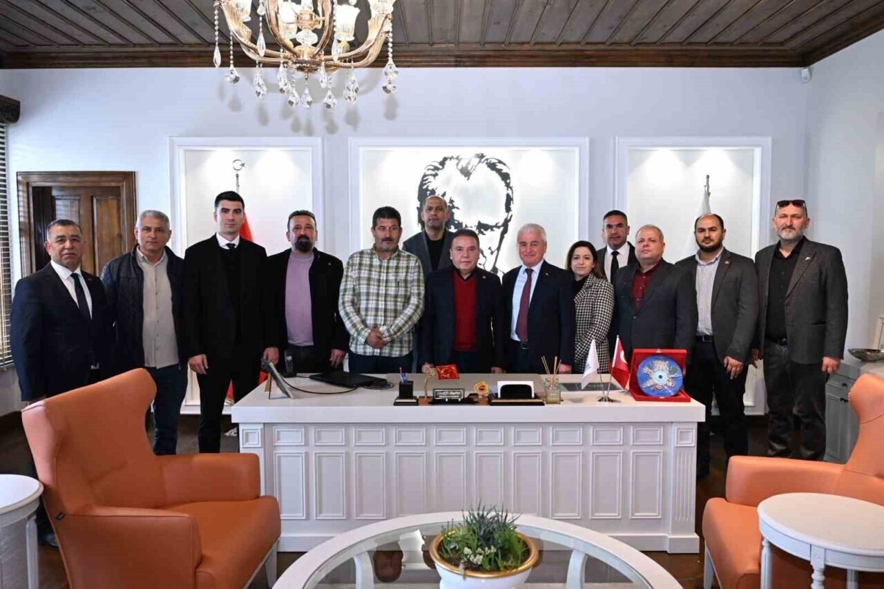 Başkan Böcek: "Vatandaşlarımıza verdiğimiz sözlerimizi tek tek yerine getireceğiz"