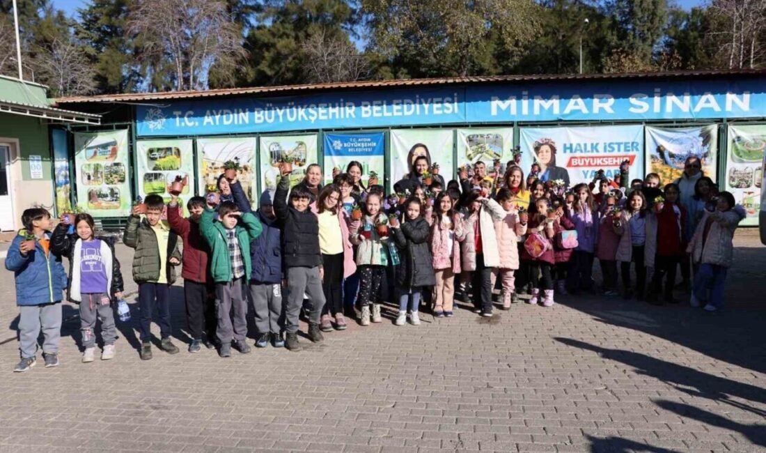 Aydın Büyükşehir Belediye Başkanı Özlem Çerçioğlu, öğrencilerin eğitim ve öğretimine