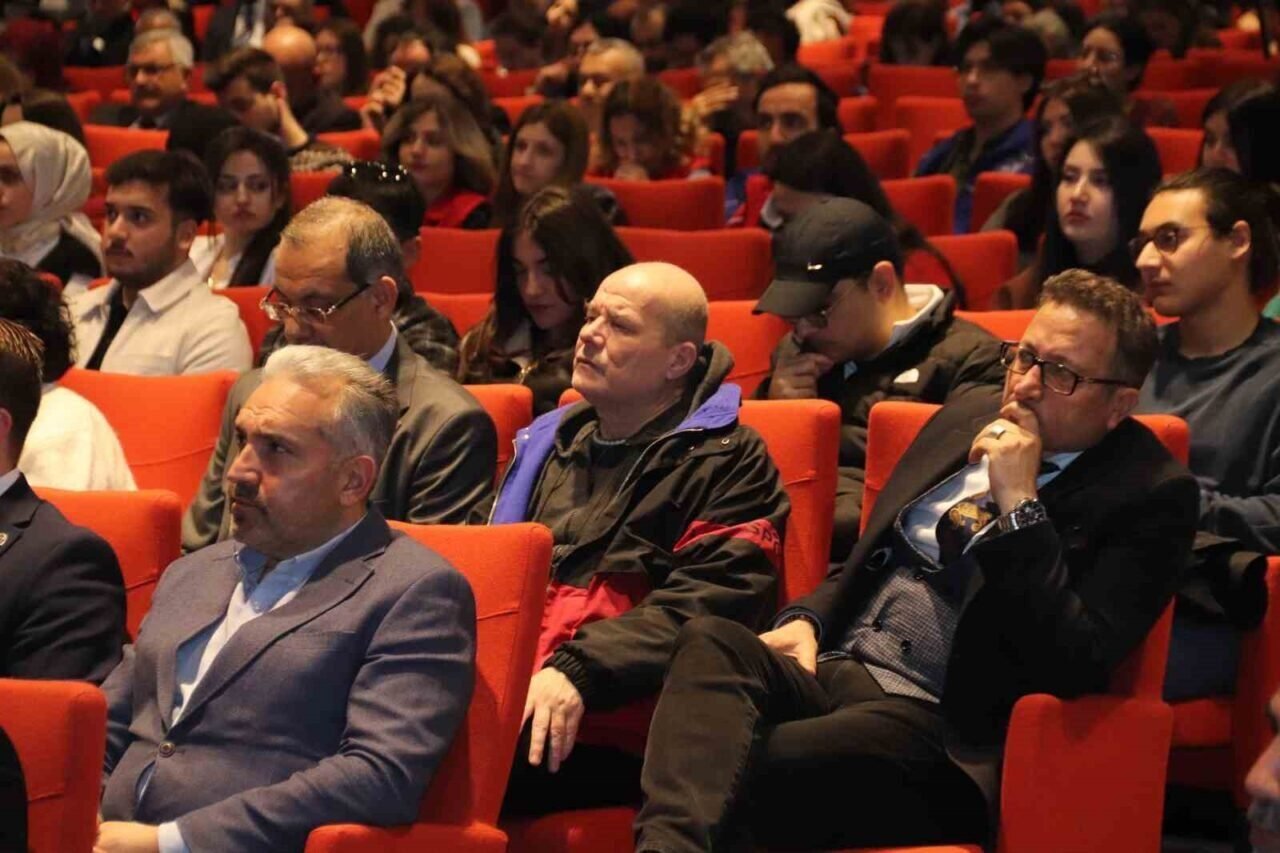 Binali Yıldırım: "Cumhurbaşkanı Erdoğan’ın tekrar aday olmasının yolu açılmalı"