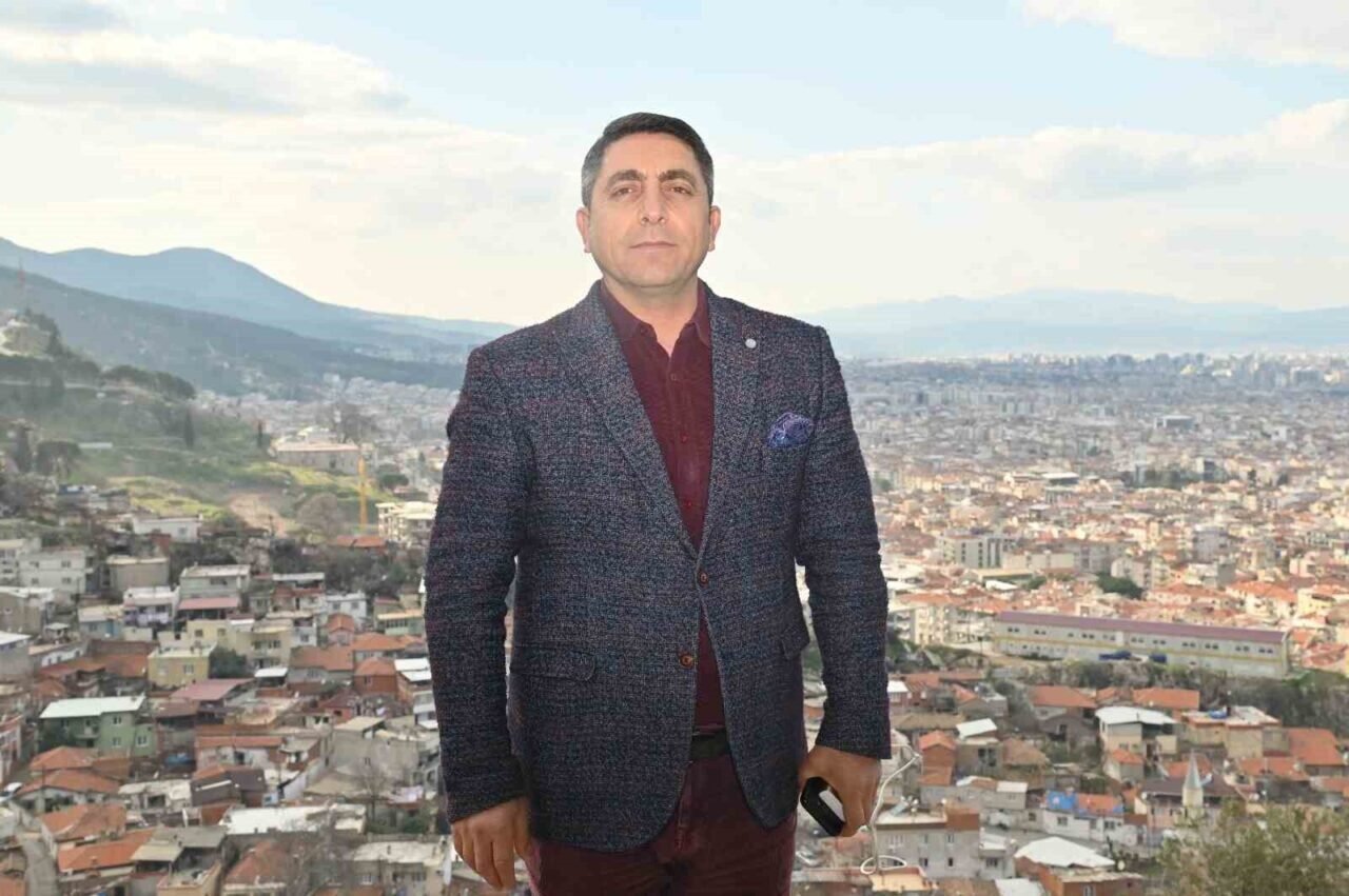 Binlerce çuval odun ihtiyaç sahiplerine dağıtılıyor