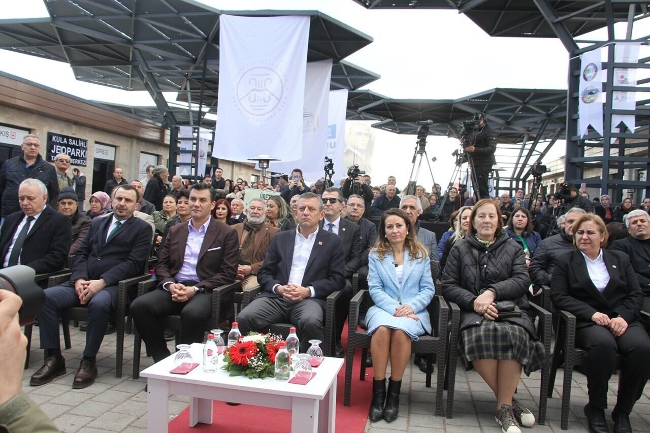 CHP Genel Başkanı Özel ’kurultay tartışmaları’ ile ilgili konuştu